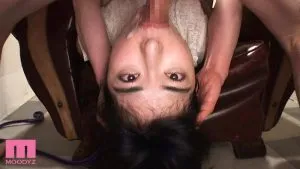 水川潤逆さイラマチオ