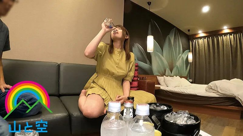 無料画像：寺田ここのラブホ,飲酒