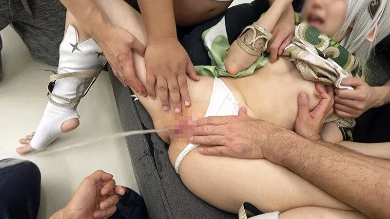 無料画像：皆月ひかるアニメコスプレ,コスプレ,ソファ染み,パイパン,手マン潮吹き