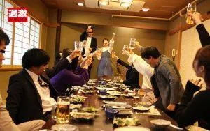 咲野瑞希,望月あやか,末広純和室,飲酒