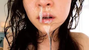 雅子りな透明ゲロ,鼻水
