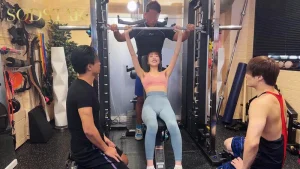 天神羽衣コスプレ,ジム,ジムウェア,筋トレ